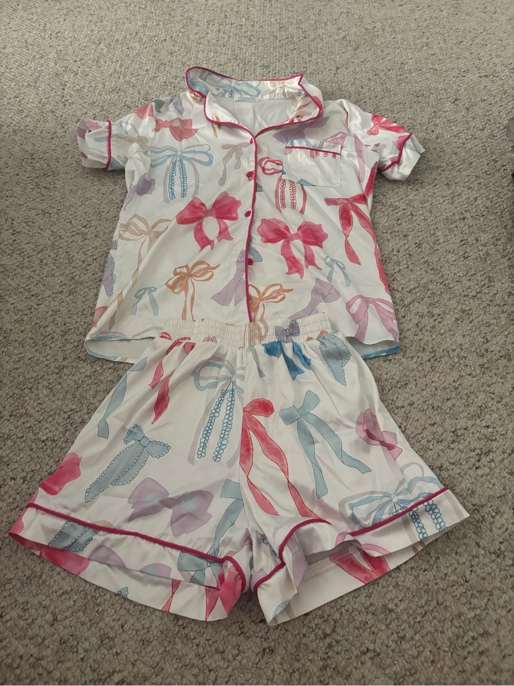 Women's Bow-Print Short Pajama Set - White with Pink & Blue Accents